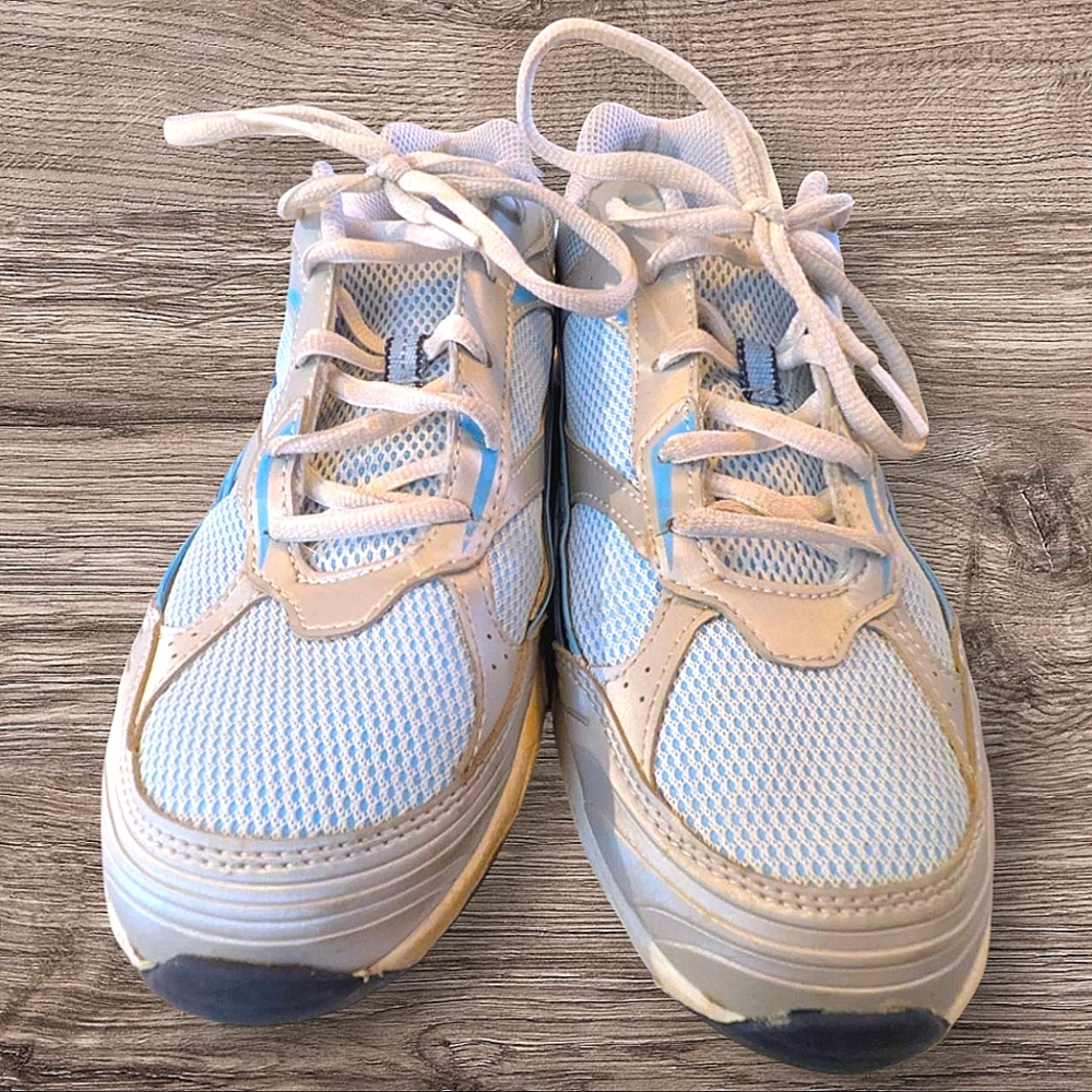 Cross Trekkers Running Shoes in Light Blue and White, Women's 12